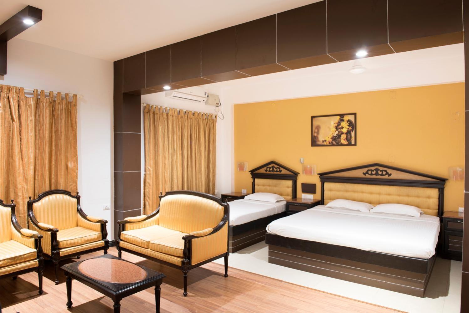 The Vyshakh Hotel Guruvayur Luaran gambar