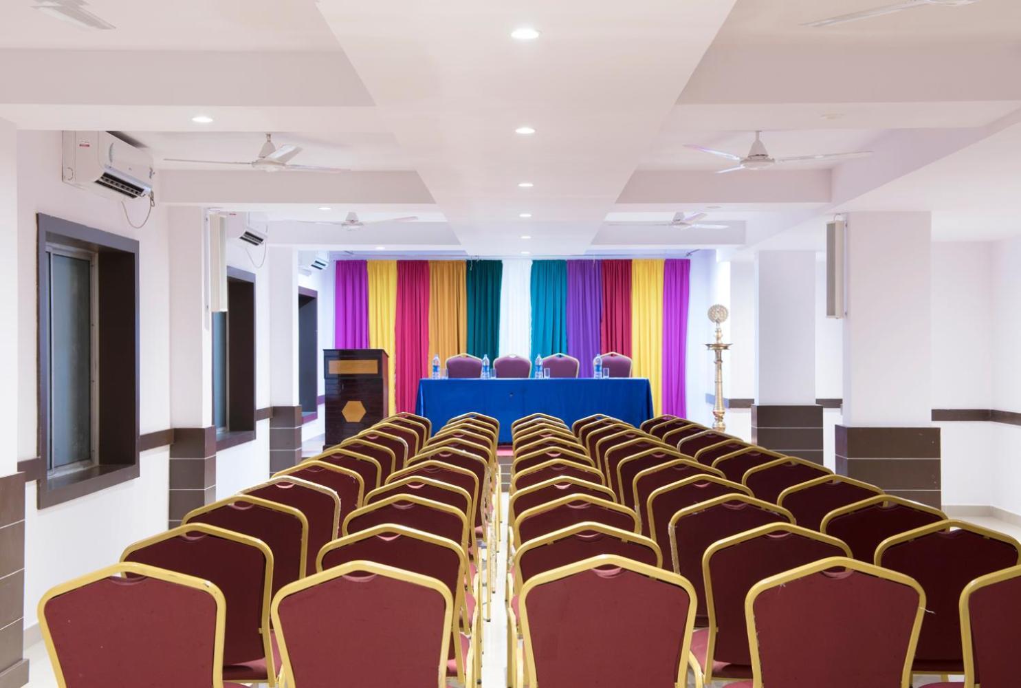 The Vyshakh Hotel Guruvayur Luaran gambar