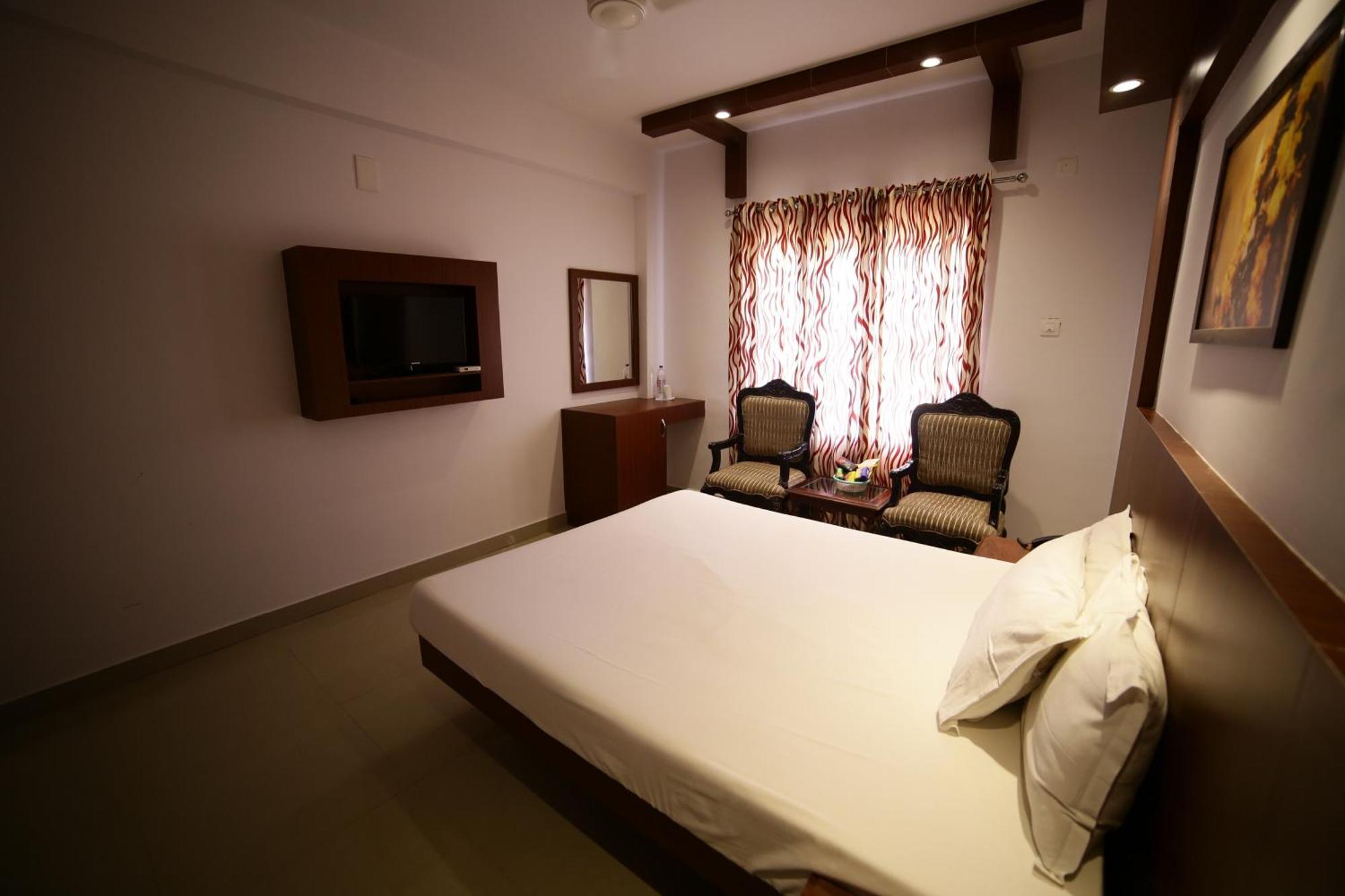 The Vyshakh Hotel Guruvayur Luaran gambar