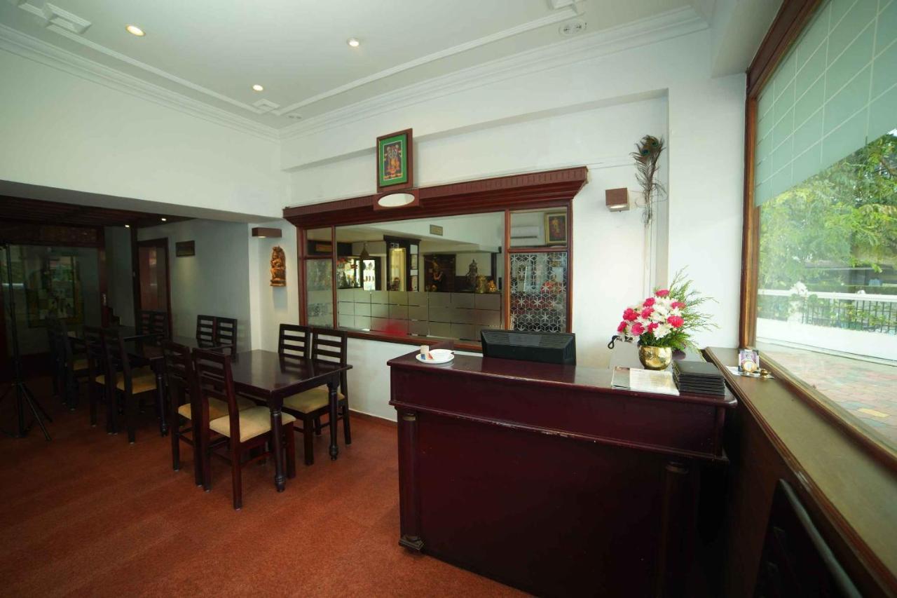 The Vyshakh Hotel Guruvayur Luaran gambar