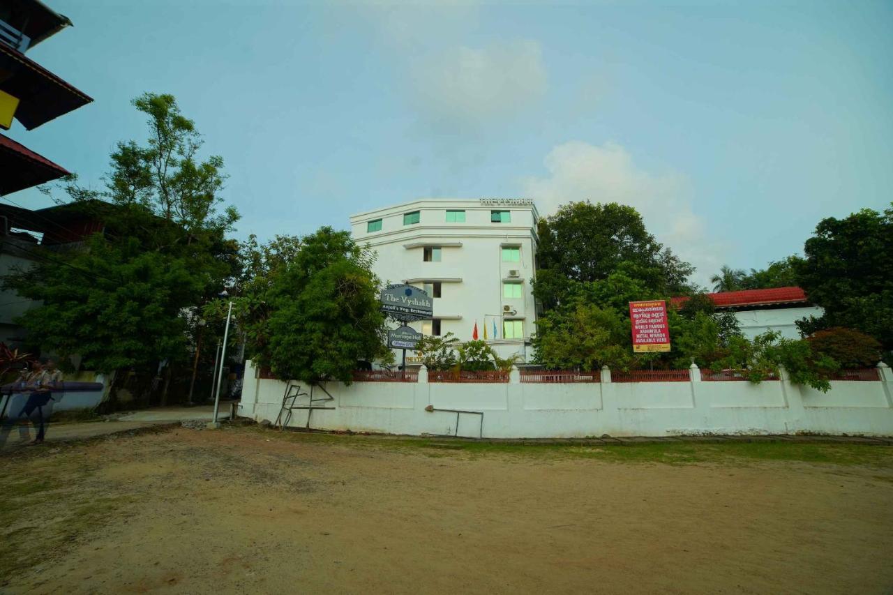 The Vyshakh Hotel Guruvayur Luaran gambar