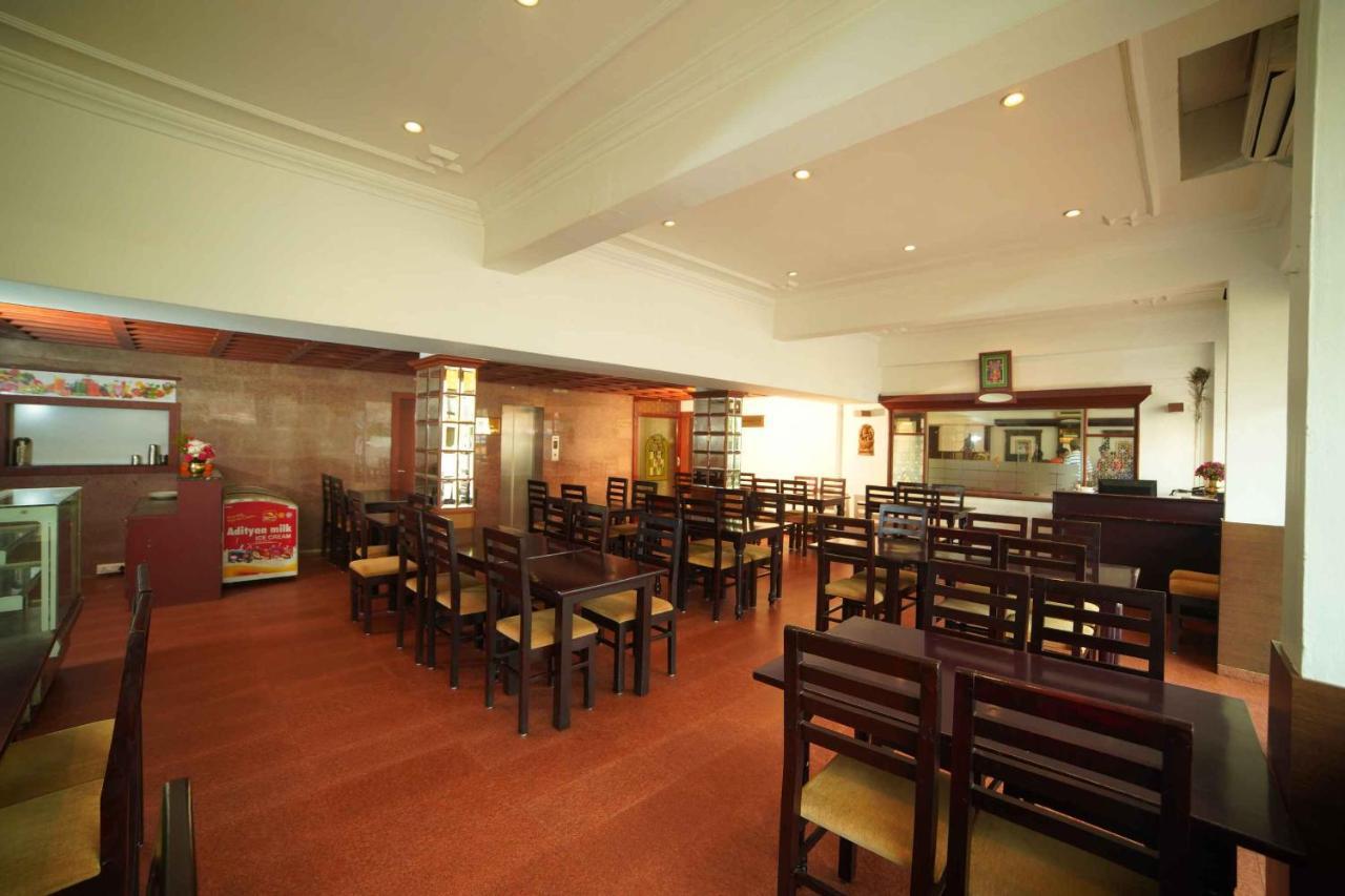 The Vyshakh Hotel Guruvayur Luaran gambar